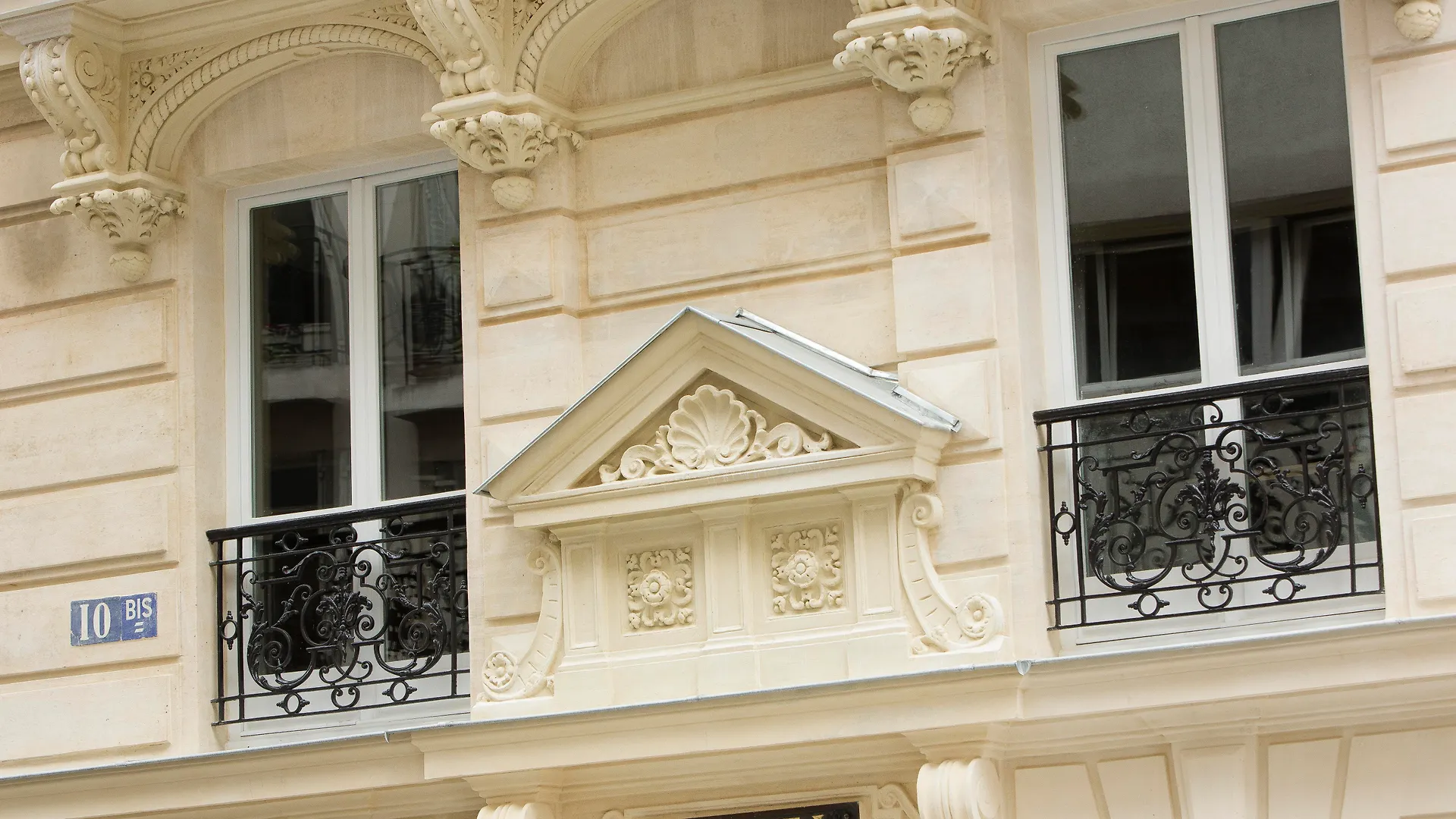 Hotel Hotel Le 10 Bis 4*